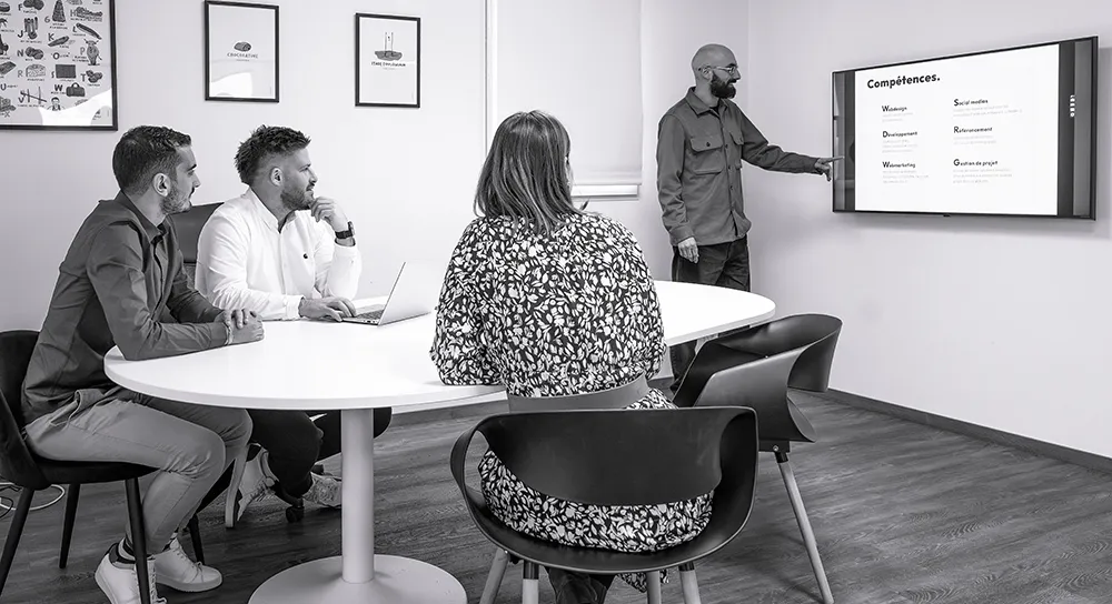 Agence web à Rodez, Aveyron, réunion commerciale chef de projet